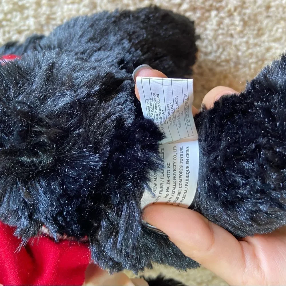 NWT Creature Comforts Plush Black Bear 11”Canada Maple Leaf Stuffed